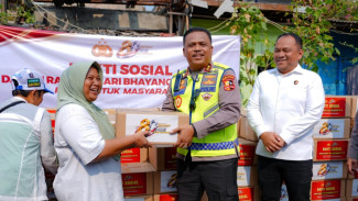 Bantu Warga Bangkit, Korlantas Polri Buka Layanan Khusus SIM, STNK, dan BPKB untuk Korban Kebakaran Kemayoran