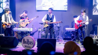 Global Beatles Day Pertama di Indonesia, Ratusan Penggemar The Beatles Padati Mendsho BSD