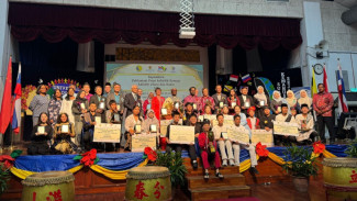 Mahasiswa Sastra Indonesia Universitas Nasional Raih Prestasi pada Sayembara Deklamasi Puisi Artistik Remaja di Malaysia