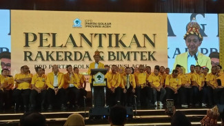 Lantik Pengurus Golkar Aceh, Bahlil Instruksikan Konsolidasi dan Tambah Kursi Legislatif