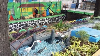 Bekas Lokasi Pembuangan Sampah Ilegal di Ciracas Disulap Jadi Taman Cantik