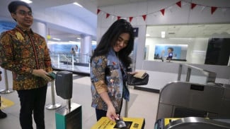 MRT Jakarta Naik Kelas! Kini Bisa Tap Kartu Kredit seperti di Singapura dan New York
