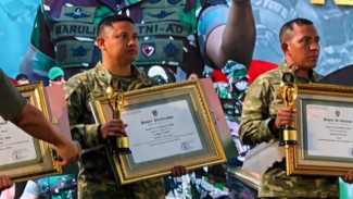 Dari Medan Tempur ke Perang Melawan Korupsi, Brigif Para Raider 17 Kostrad Buktikan Integritas dengan Kartika Award