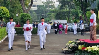 Hotel Borobudur Jakarta Pamer Kekayaan Budaya RI, Ada Pawai Adat hingga Tari Piring