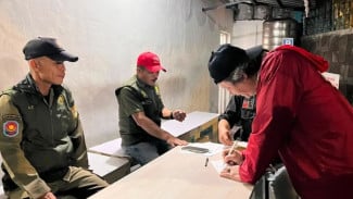 Nekat Buang Sampah Sembarangan, Warga di Jakarta Timur Diciduk Langsung Saat OTT