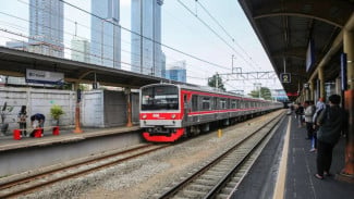 Stasiun Karet Tutup Mulai Hari Ini, Penumpang Dialihkan ke BNI City