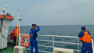 Masuki Hari Ketujuh, Basarnas Kerahkan 18 Kapal Cari Jurnalis yang Hilang Kontak di Selat Sunda