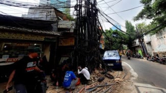 Kritik Kabel Semrawut Tak Kunjung Diperbaiki, Warga Mampang: Udah Lima Tahun