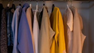 Lemari Pakaian Bau Apek? Coba Gunakan Bahan Dapur Ini di Rumah