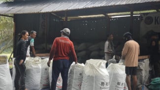 Lapas Muara Sabak Ekspor 25,5 Ton Arang ke China dan Arab Saudi