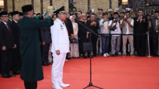 Baru Dilantik, Bupati Bekasi Asep Langsung Dapat PR Besar dari Dedi Mulyadi