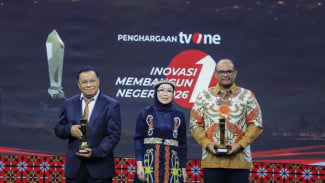 Safrizal ZA Raih Penghargaan Kepemimpinan Kolaboratif dalam Masa Kritis dari tvOne