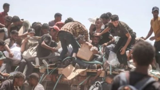 Warga Palestina, kelaparan akibat serangan dan blokade tentara Israel.