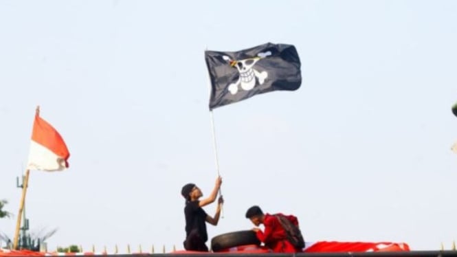 Pemasangan bendera One Piece jelang HUT RI ke-80.