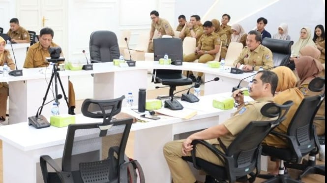 Focus Group Discussion (FGD) terkait Transformasi BUMD.