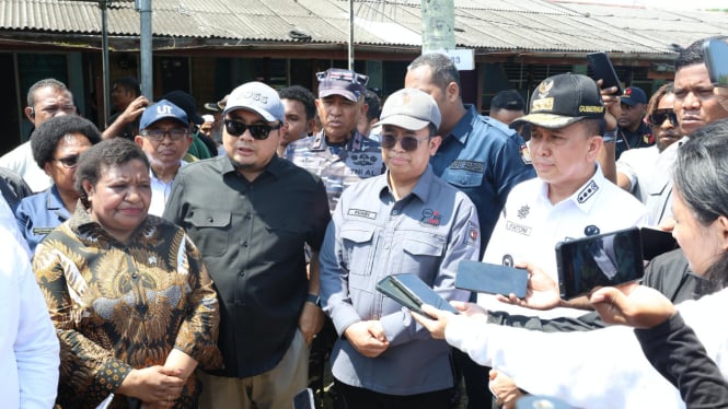 Pj Gubernur Papua bersama Wamendagri-Forkopimda Pantau PSU Papua