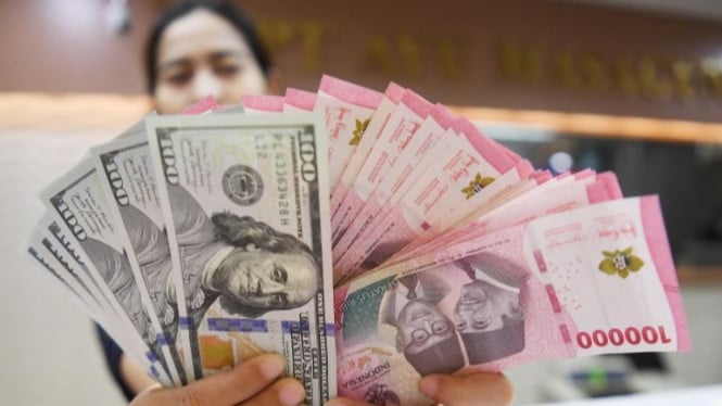 Rupiah dan dolar AS