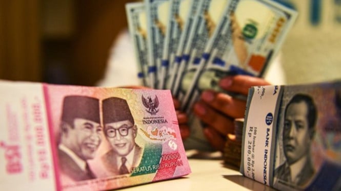 Nilai tukar rupiah dan dolar AS