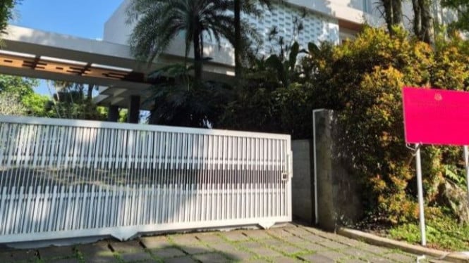 Rumah terkait kasus Riza Chalid yang disita Kejagung.