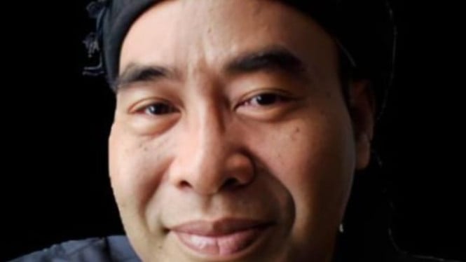 KH Achmad Rosikh Roghibi alias Gus Rosikh.