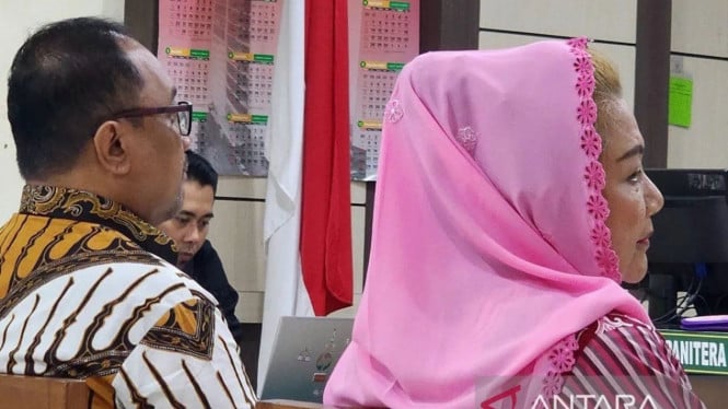 Mbak Ita dan Alwin Basri