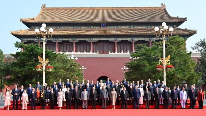 Presiden Prabowo Dengan Kepala Negara Lain di China atau RRT