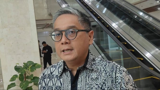 Anggota DPR RI Fraksi PDI Perjuangan, Putra Nababan