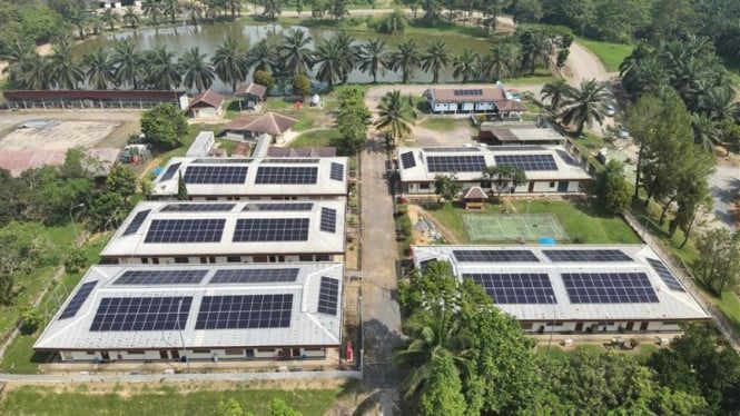 Medco Energi Pasang 1.500 Panel Surya di Blok Corridor