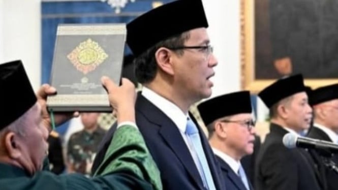 Menkeu Purbaya Yudhi Sadewa saat dilantik Prabowo di Istana.
