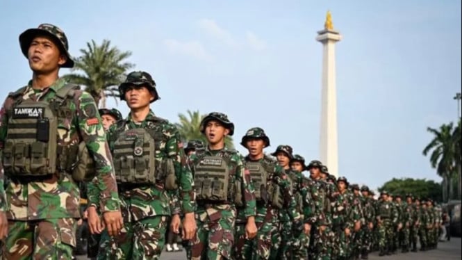 Prajurit TNI AD di Kawasan Monas