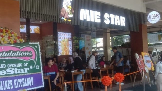 Outlet Mie Star di Patra Jasa Office Tower