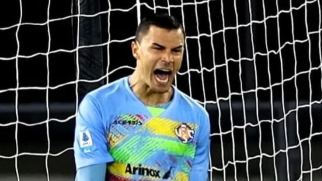 Kiper Cremonese sekaligus Timnas Indonesia Emil Audero.