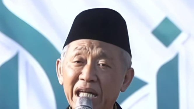 Pengasuh Ponpes Ngalah Sengonagung, Pasuruan, KH M. Sholeh Bahruddin