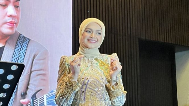 Penyanyi Dato' Sri Siti Nurhaliza.