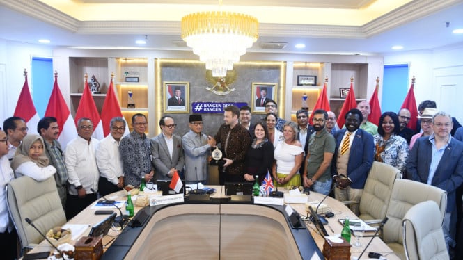 Mendes PDT Yandri Susanto.