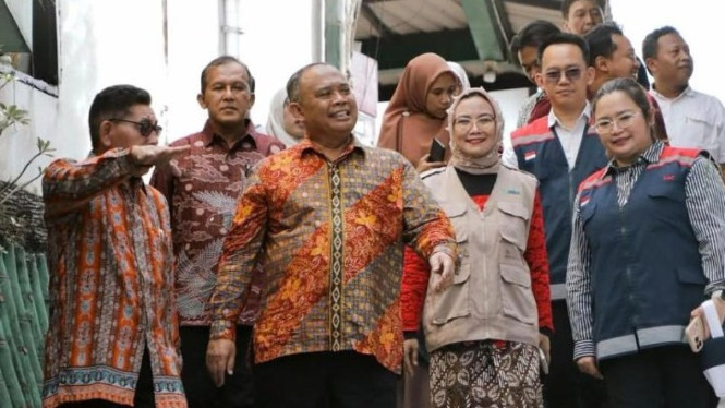 Yayasan Kinarya Anak Bangsa bersama PT Hutama Karya (Persero) resmi menyerahkan bantuan infrastruktur air bersih berkelanjutan.