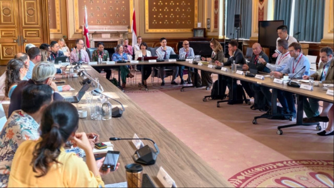 Menteri Kehutanan RI, Raja Juli Antoni, dalam acara Peusangan Elephant Conservation Initiative (PECI) Roundtable Meeting di London