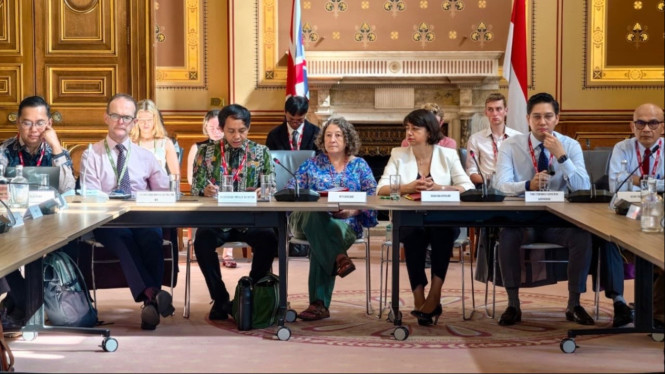 Menteri Kehutanan RI, Raja Juli Antoni, dalam acara Peusangan Elephant Conservation Initiative (PECI) Roundtable Meeting di London
