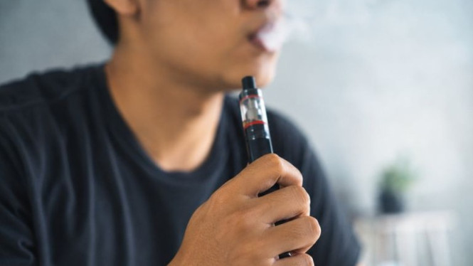 Meningkatnya penggunaan produk tembakau alternatif seperti vape atau rokok elektronik.