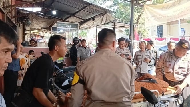 Mayat Pria Tua Ditemukan Didepan Polda Jambi