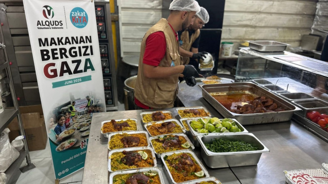 Al-Quds Volunteer Indonesia Salurkan Program Perdana Makanan Bergizi Untuk Anak Yatim di Gaza.
