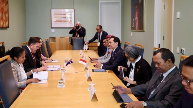 Wakil Ketua MPR RI Edhie Baskoro Yudhoyono (Ibas), bertemu Ketua DPR Australia Milton Dick MP di, Canberra, Australia.
