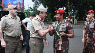 Bahas Kerjasama Militer, 2 Jenderal Komandan Pasukan Khusus Dunia Bertemu di Markas Hantu Rimba TNI