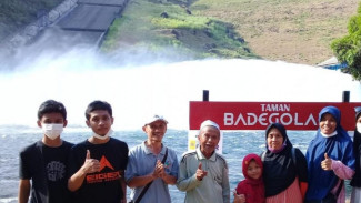 Menikmati Keindahan Alam di Taman Badegolan Kebumen