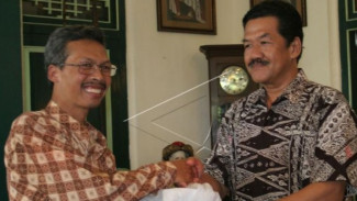 Setelah Mbah Maridjan, Ternyata ini Sosok Juru Kunci Gunung Merapi yang Terbaru