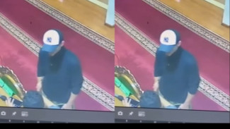 Tak Suka Dengar Murotal Al-Quran, Seorang Pria WNA Australia Ludahi Imam Masjid di Bandung