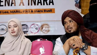 Ustaz Derry Sulaiman Sebut Virgoun Akan Menyesal Bila Ceraikan Inara Rusli, Ini Alasannya!
