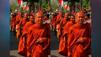 32 Biksu Thudong Tiba di Magelang, Disambut Antusia oleh Masyarakat