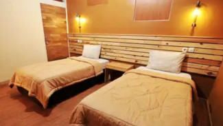 Rekomendasi Hotel Budget 100 Ribuan di Solo: Kamar Luas Fasilitas Lengkap