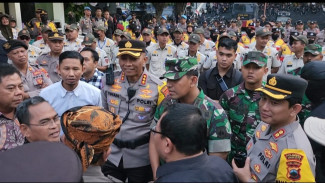 Ribuan Mahasiswa Turun Jalan di Solo, Unjuk Rasa Aman dan Tertib